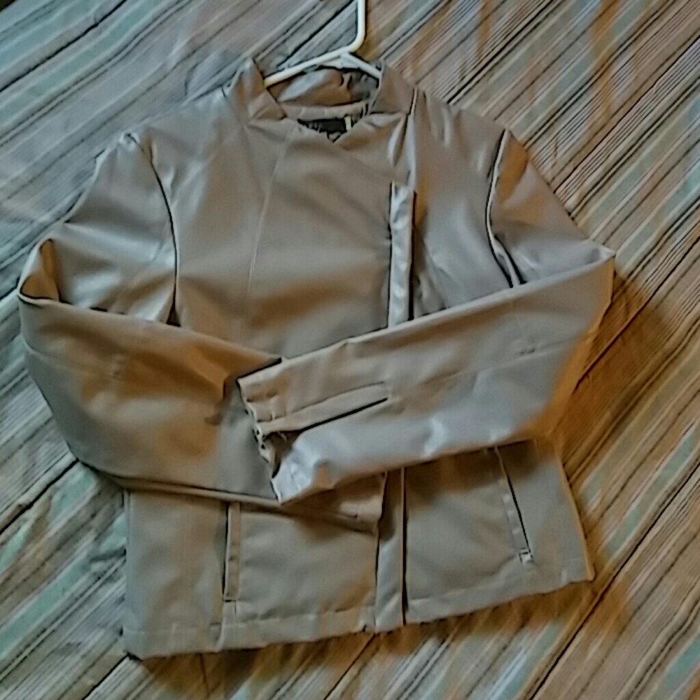 AREA JACKET